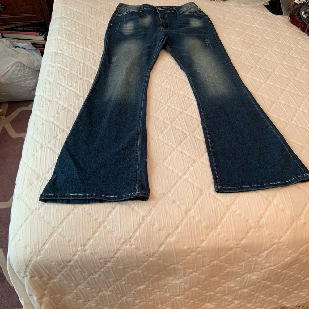 NOVA BLUE Wide Leg Denim Jeans